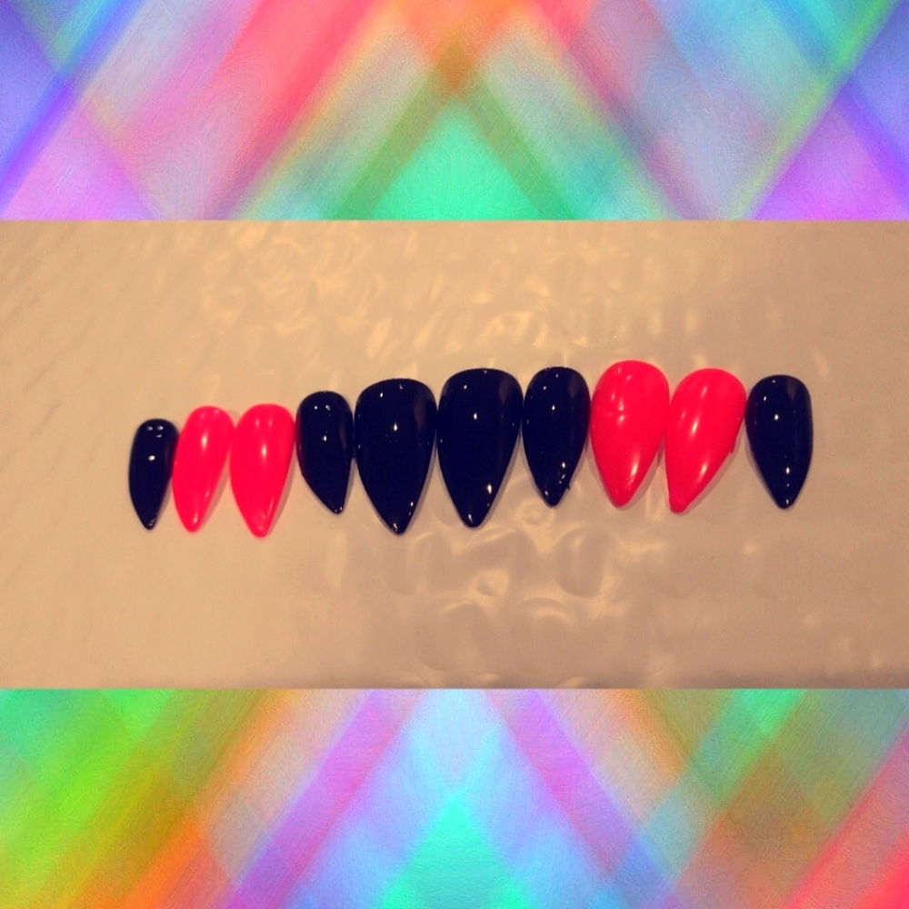 Press on nails long stiletto pink and black